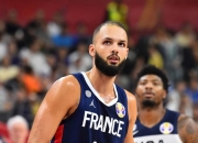 开云体育APP下载-法国男篮爆冷勇士，萨姆·米切尔关键制胜的简单介绍