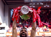 开云体育直播-创纪录的胜利！一支球队在国际联赛中夺得冠军