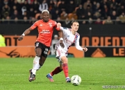 开云体育APP下载-里昂客场逼平摩纳哥，积分差距拉大的简单介绍