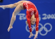 开云体育平台APP-总决赛之夜，贝恩的制胜一击，从无名配角到历史舞台的闪耀瞬间