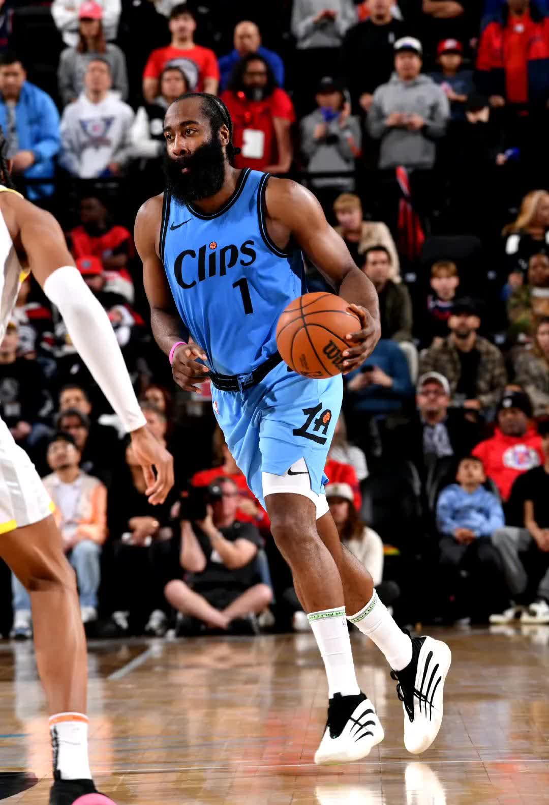 包含湖人B队逆转公牛,特雷杨高光表现的词条 包含湖人B队逆转公牛,特雷杨高光表现的词条