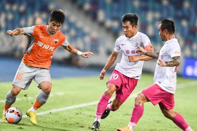 双方实力均衡,最终闷平收场 双方实力均衡,最终闷平收场