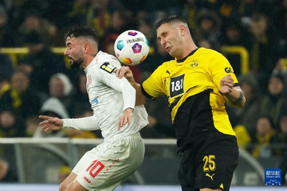 关于列支敦士登与多特蒙德战至胜负未决，德甲激烈角逐的信息