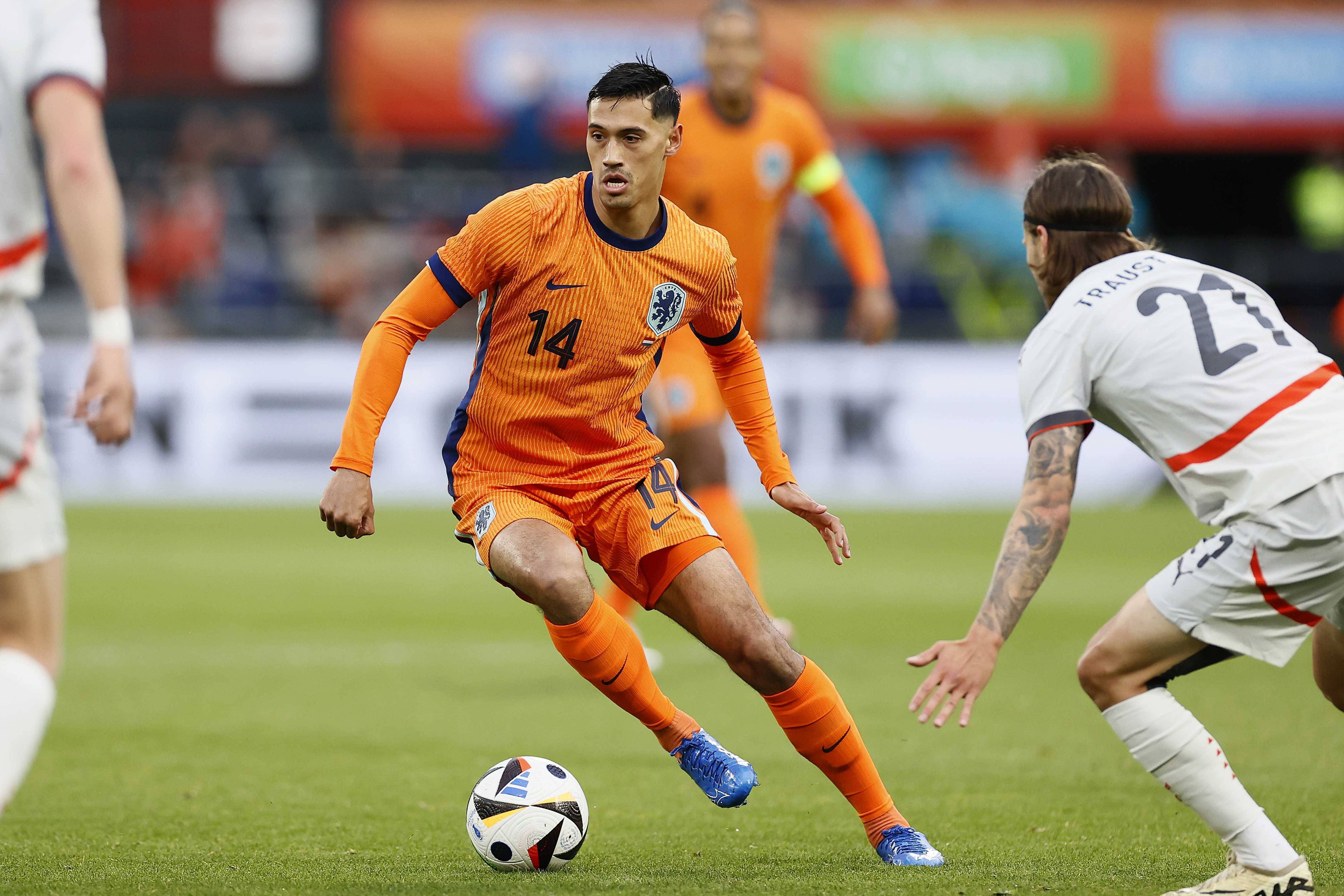 关于足球赛赛事分析：球队战术调整备受关注的信息