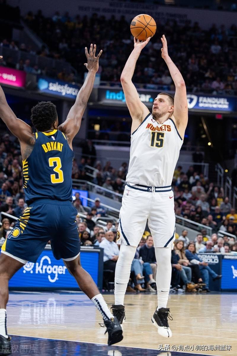 广东队鏖战福建队，约基奇高光表现