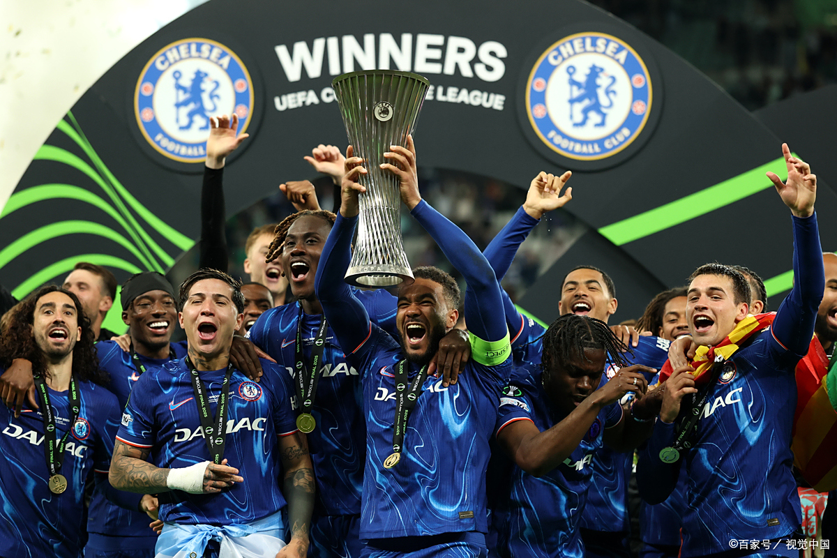 拜仁碾压曼城，佩德里惊艳四座的简单介绍