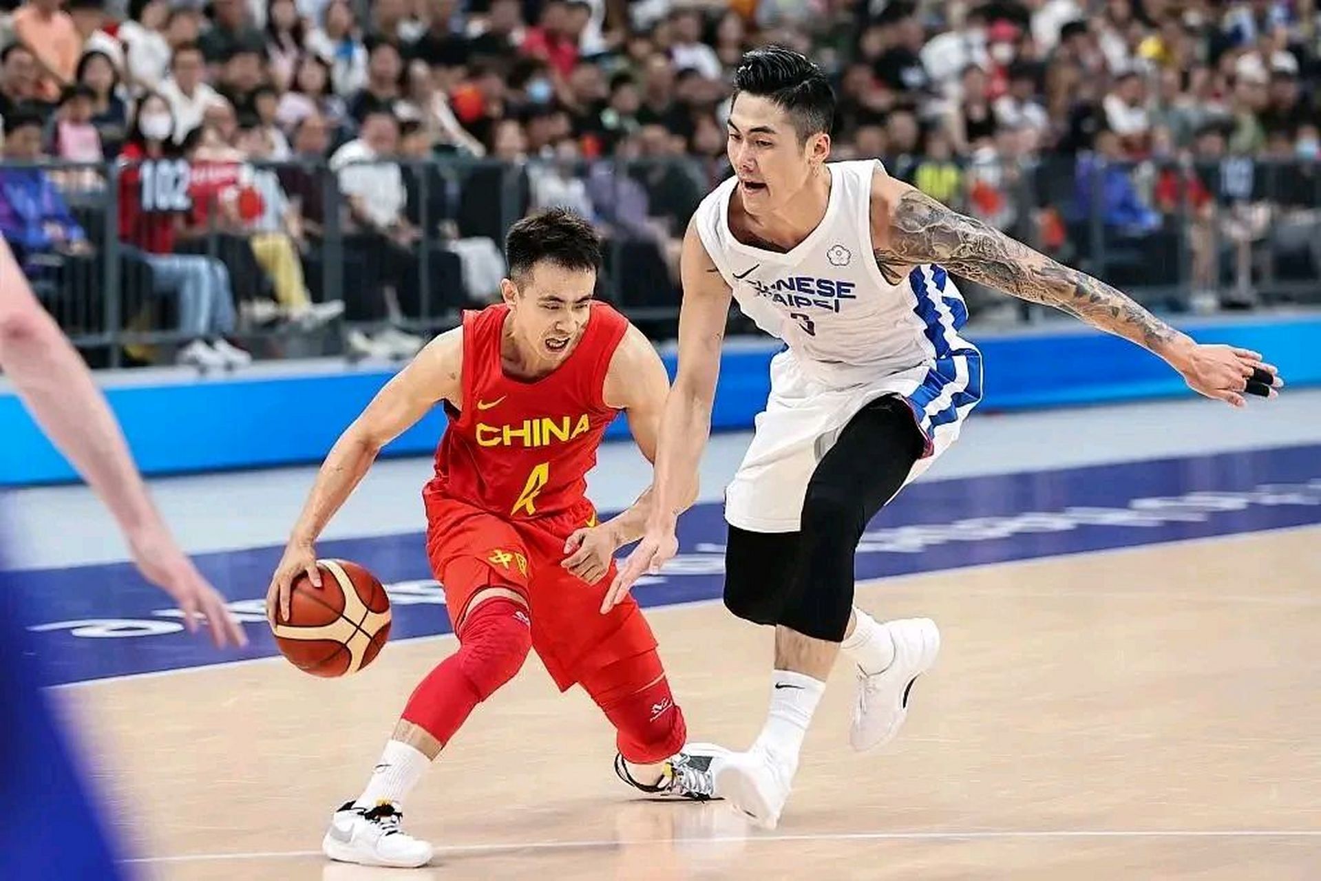 包含独行侠力克山东队，赵继伟状态火热的词条