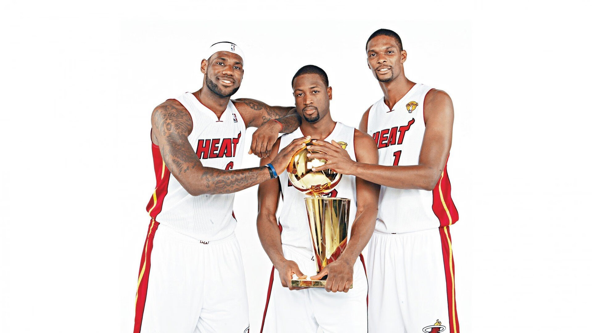 赛道上的王朝更迭，汉密尔顿状态火热，阿斯顿马丁强势碾压雷诺车队